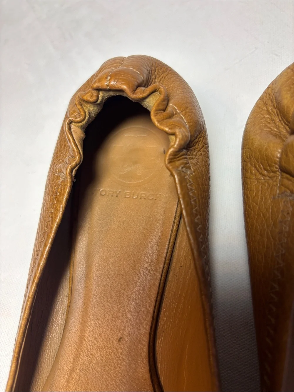 Tory Burch Cognac Tan Leather Logo Ballet Flats, size 9